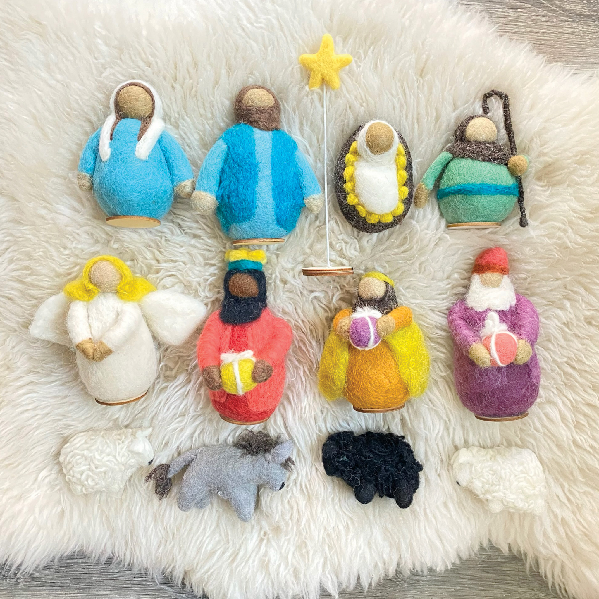 Classic Felt Nativity, 12-Piece Set – Sheep Farm Felt